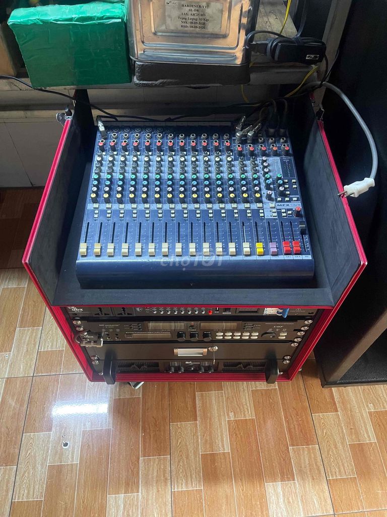 Bàn mixer Xanh dương Đã sử dụng. Mua bán Nhạc cụ tại Huyện Đức Hòa Long An được đăng bởi Le Van Cuong hình 1