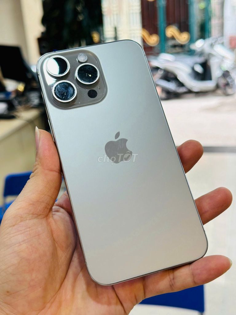 iPhone 15 Pro Max 512GB Titan Tự Nhiên VNA. Mua bán Điện thoại tại Quận Đống Đa Hà Nội được đăng bởi Thế Hoàng hình 1