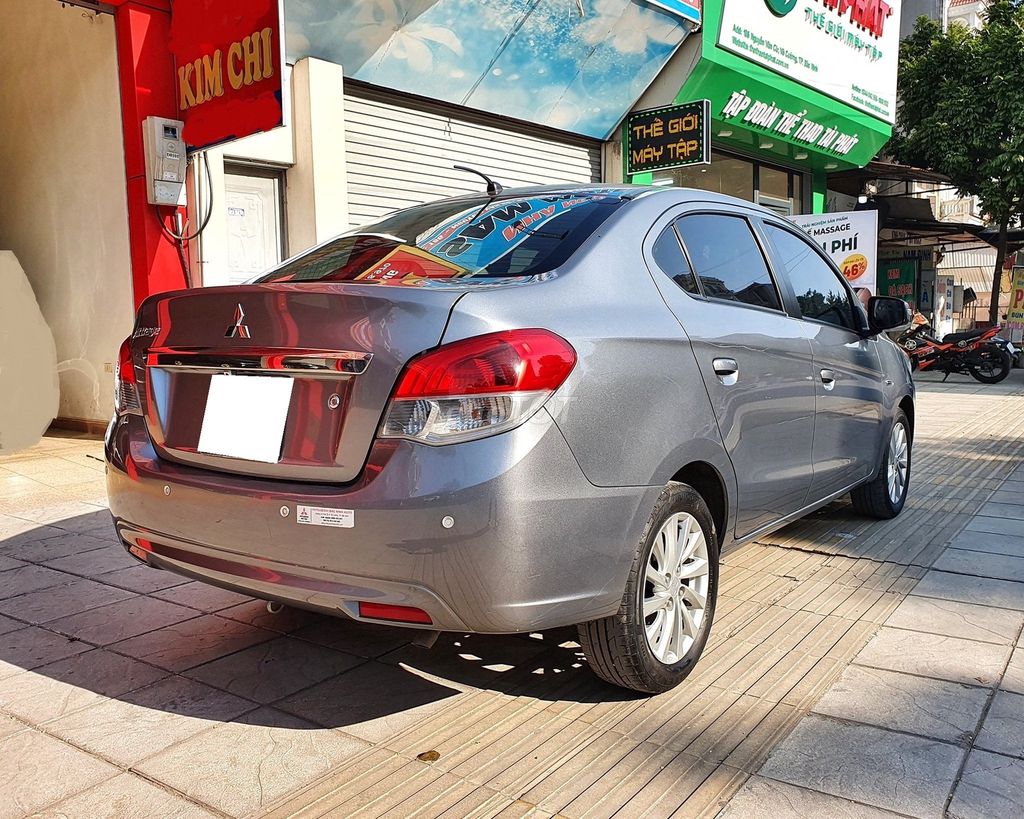 Mitsubishi Attrage 2019 số tự động màu xám. Mua bán Ô tô tại Quận Gò Vấp Tp Hồ Chí Minh được đăng bởi Quang hình 2