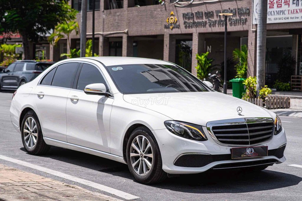 E200 - 2020 màu trắng/ nt đen 1 chủ siêu đẹp. Mua bán Ô tô tại Quận 7 Tp Hồ Chí Minh được đăng bởi Dương Phương hình 8