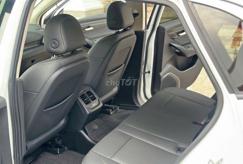 VinFast VF8 2023 Eco - 64000 km. Mua bán Ô tô tại Thành phố Qui Nhơn Bình Định được đăng bởi Ben Tran hình 3