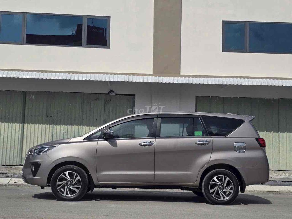 INNOVA 2.0G 2022 AT  LƯỚT 5 VẠN ,HỖ TRỢ VAY 70%. Mua bán Ô tô tại Quận Bình Tân Tp Hồ Chí Minh được đăng bởi XUÂN DUY AUTO hình 4