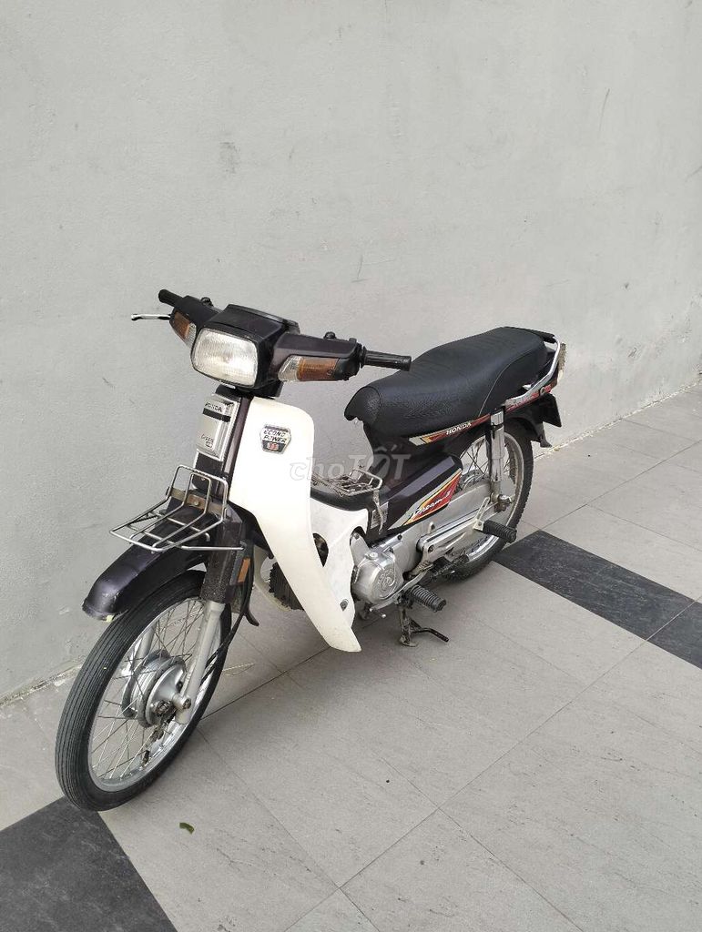 Honda Dream Việt Đời đầu. Mua bán Xe máy tại Quận Hoàng Mai Hà Nội được đăng bởi Mai Hà hình 1