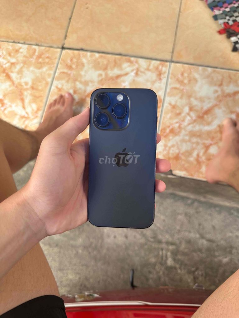 Apple iPhone 14 Pro Lock Đen. Mua bán Điện thoại tại Thành phố Biên Hòa Đồng Nai được đăng bởi Nguyễn Gia Bảo hình 1