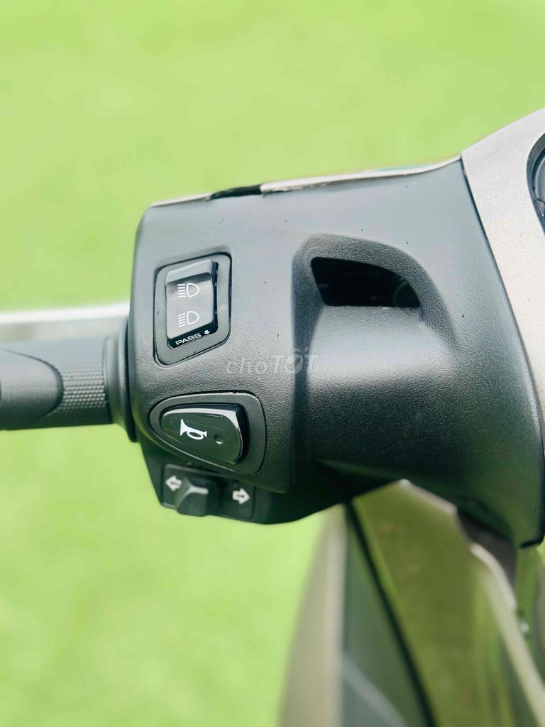 SH125i DKLD 2016 ODO THẤP MÁY MÓC NGUYÊN ZIN ĐẸP. Mua bán Xe máy tại Huyện Chợ Mới An Giang được đăng bởi XE MÁY THIỆN PHÁT AN GIANG hình 15