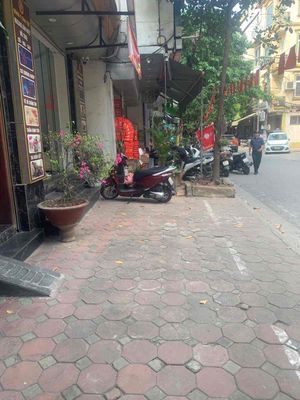 Nhà phố 40 m² · 3 PN · Phố Minh Khai