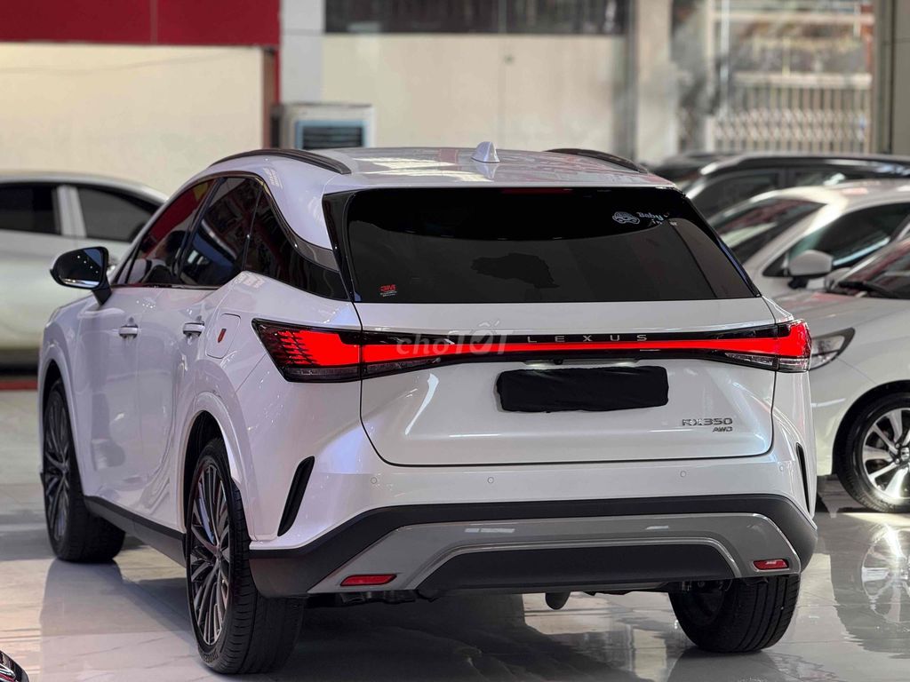 Lexus RX 2024 350 Premium - 14000 km. Mua bán Ô tô tại Thành phố Thủ Đức Tp Hồ Chí Minh được đăng bởi Ý Auto Toàn Trung hình 9