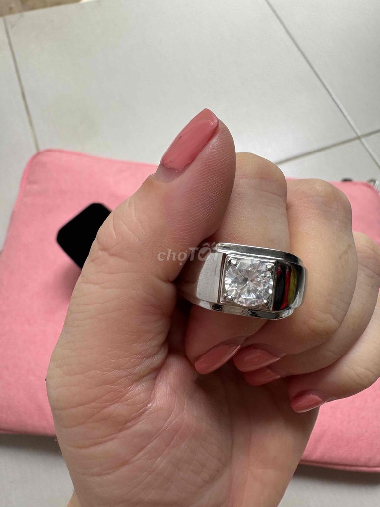 Nhẫn Nam Vàng trắng AU750. Mua bán Phụ kiện thời trang khác tại Thành phố Thủ Dầu Một Bình Dương được đăng bởi Ms Nguyễn An hình 1
