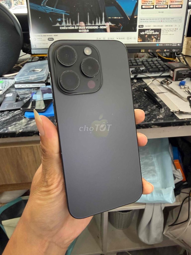 iPhone 15 Pro 128GB Đen 88%. Mua bán Điện thoại tại Thành phố Huế Thừa Thiên Huế được đăng bởi Pan Phone hình 1