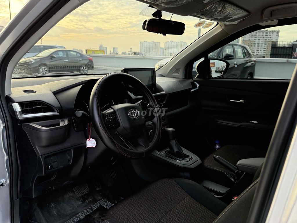 Toyota Avanza Premio 2025 1.5G Bạc 10.800 km. Mua bán Ô tô tại Quận Bình Thạnh Tp Hồ Chí Minh được đăng bởi Công Sang hình 9
