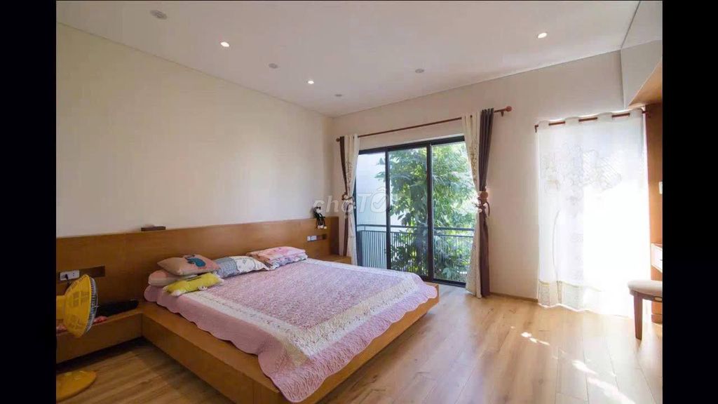 Аренда · 3 комн. · 90 м² · Quận Sơn Trà, ул. Đường Hoàng Sĩ Khải