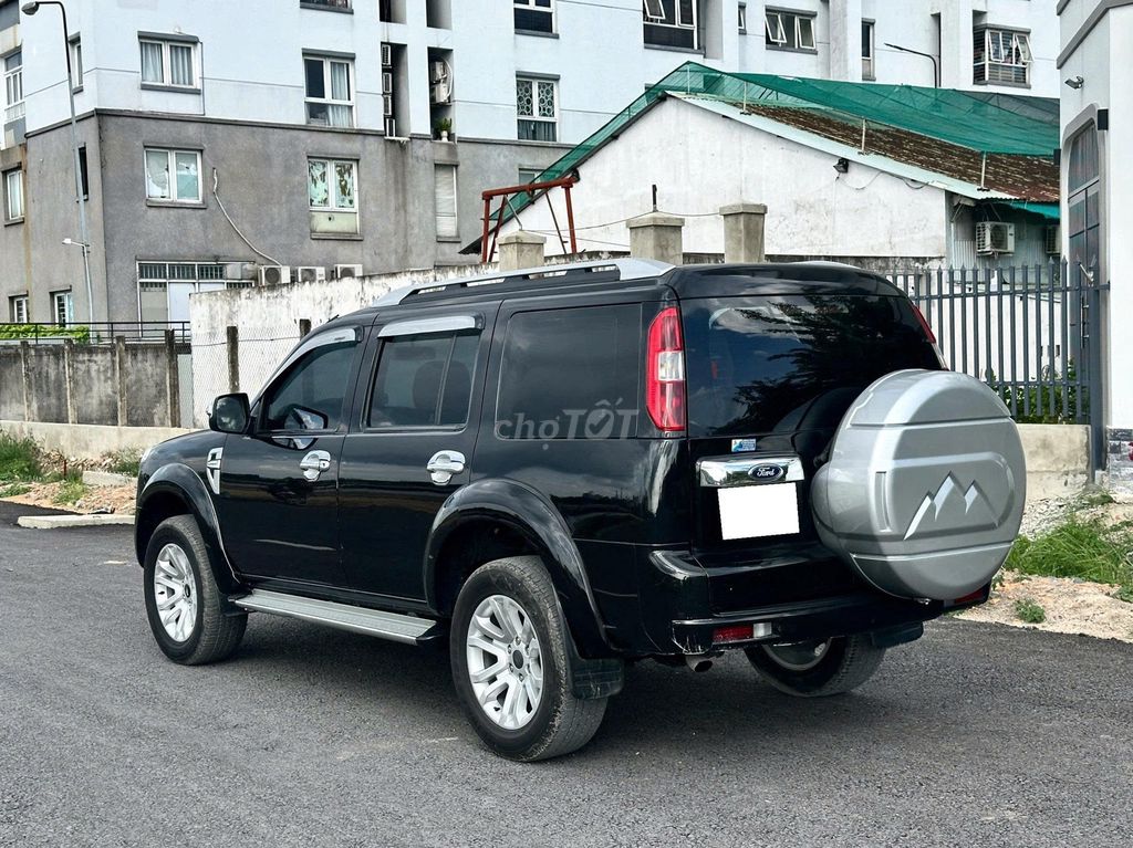 Ford Everest AT Đki 2016 Máy dầu. Mua bán Ô tô tại Quận Gò Vấp Tp Hồ Chí Minh được đăng bởi A Phát 368 hình 2