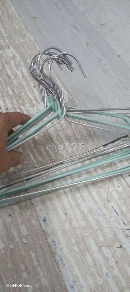 Móc treo quần áo Kim loại, Nhựa. Mua bán Nội thất, đồ gia dụng khác tại Quận 8 Tp Hồ Chí Minh được đăng bởi shop poony house hình 1
