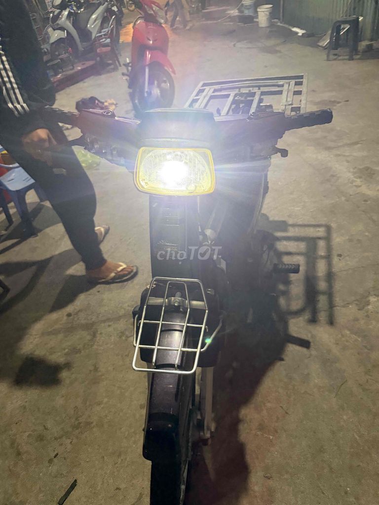 dream chở hàng máy móc cực kỳ ngon giá 4tr999. Mua bán Xe máy tại Thành phố Quảng Ngãi Quảng Ngãi được đăng bởi Hien hình 13