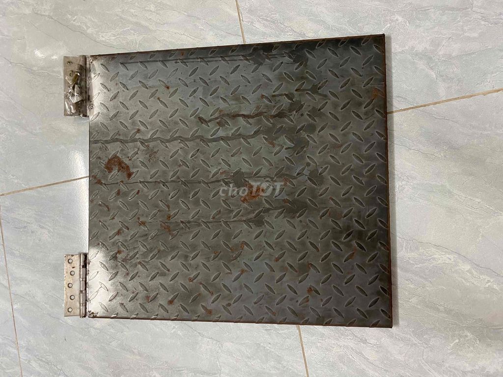 Tấm lót sắt 3mm xe lên xuống dốc, cửa nhà 55x60cm. Mua bán Nội thất, đồ gia dụng khác tại Quận 8 Tp Hồ Chí Minh được đăng bởi Robin Hood hình 1