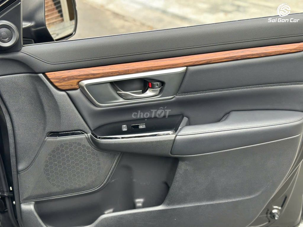 Honda CR V 2020 L - 4,8V KM. 1 chủ từ đầu giữ gìn. Mua bán Ô tô tại Thành phố Thủ Đức Tp Hồ Chí Minh được đăng bởi Bùi Nhu Quỳnh hình 16