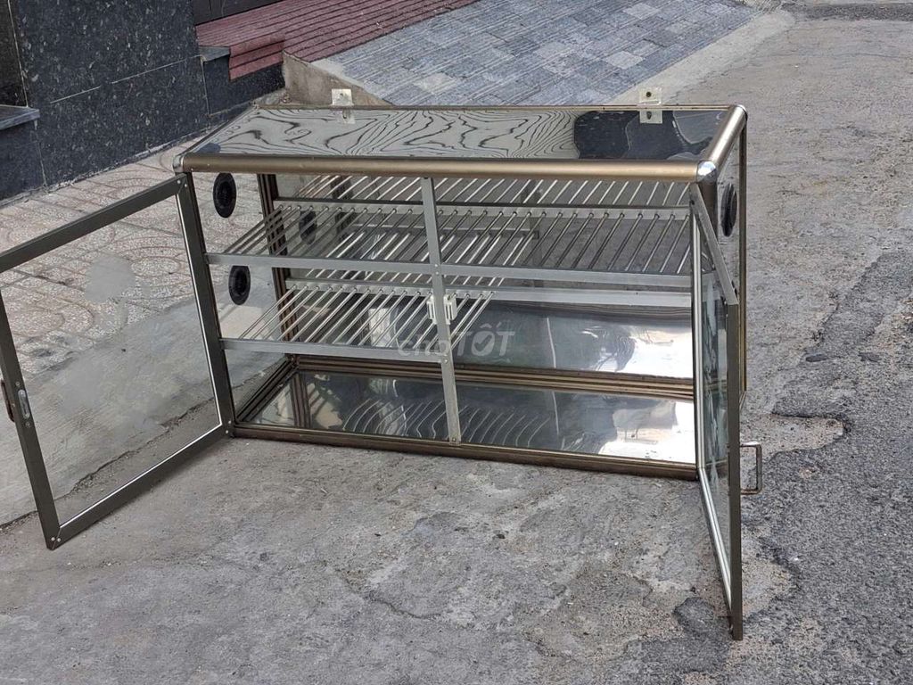 Tủ treo tường Nhôm Kính Vàng đồng Gia đình. Mua bán Tủ, kệ gia đình tại Quận Tân Phú Tp Hồ Chí Minh được đăng bởi Ngân Nguyên hình 1