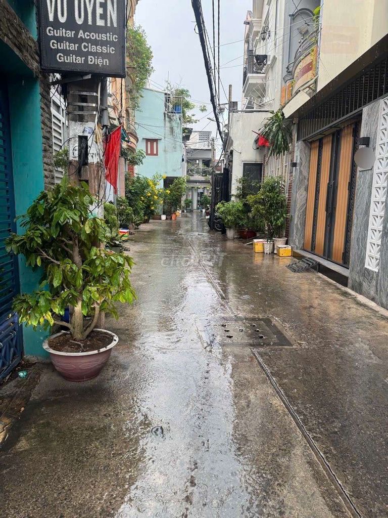 KINH TẾ KHÓ KHĂN BÁN GẤP TRONG THÁNG ĐỂ XOAY SỞ CÔNG VIỆC. NGANG 5.25M