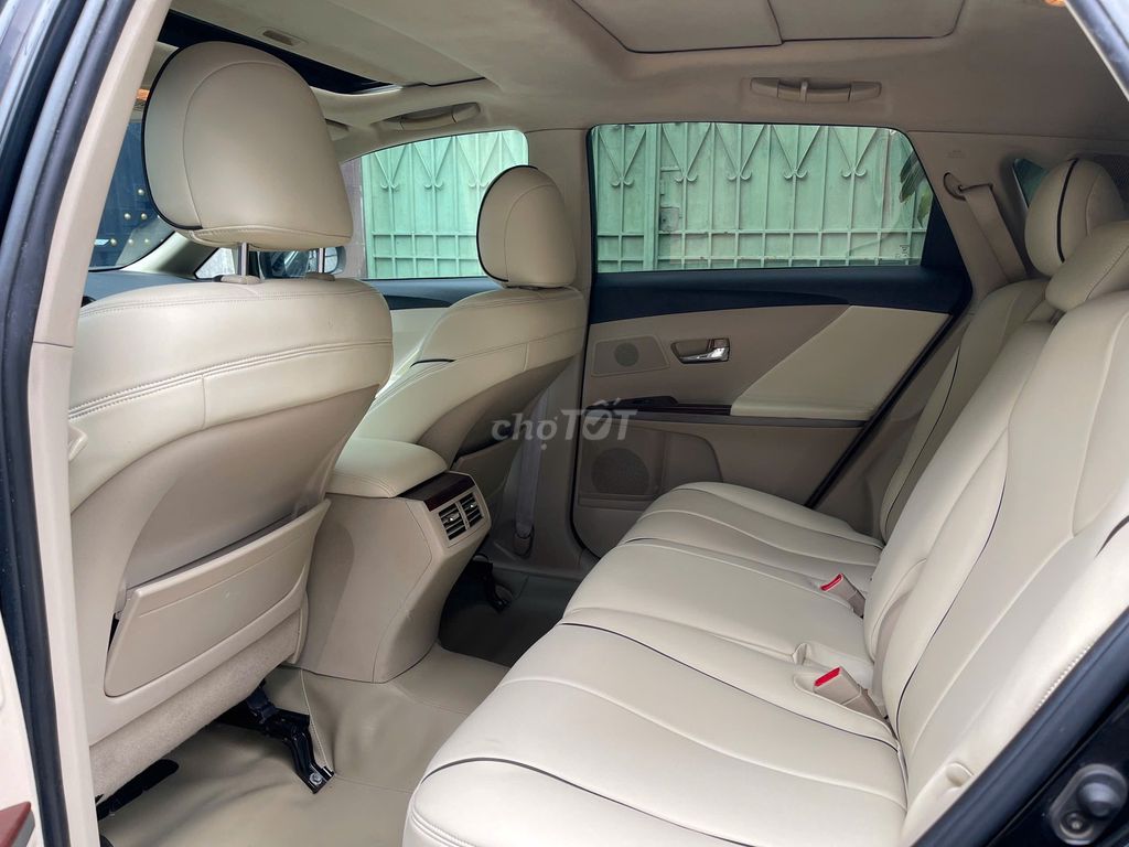 Venza 2.7 có rada , bản full nhất , rất đẹp. Mua bán Ô tô tại Quận 11 Tp Hồ Chí Minh được đăng bởi Phutungotoson hình 12