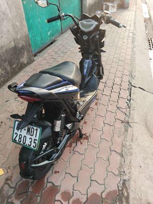 Xe máy điện Xmen Đen, Xanh