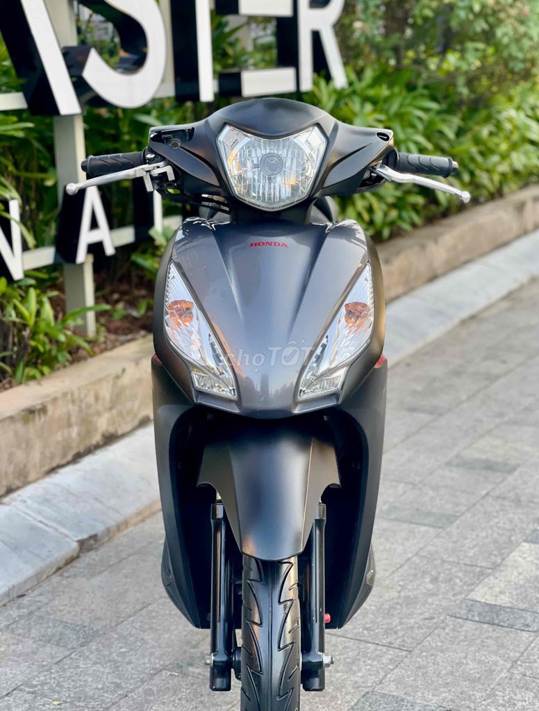 Honda Vision 2019/Chỉ Với 9 Triệu Bạn Đã Có Xe 🛵. Mua bán Xe máy tại Quận Đống Đa Hà Nội được đăng bởi Phạm Văn Đồng hình 2