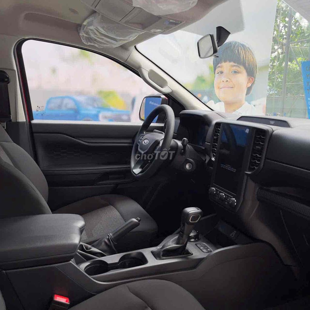 Ford Ranger XLS trả trước chỉ từ 197tr nhận xe.. Mua bán Ô tô tại Thành phố Thủ Đức Tp Hồ Chí Minh được đăng bởi Tiến Ford Thủ Đức hình 14