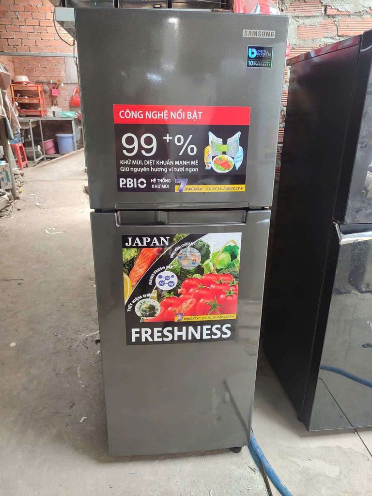 Tủ lạnh Samsung 230L Inverter Bạc. Mua bán Tủ lạnh tại Thành phố Biên Hòa Đồng Nai được đăng bởi Xuân Phúc Điện Lạnh hình 1