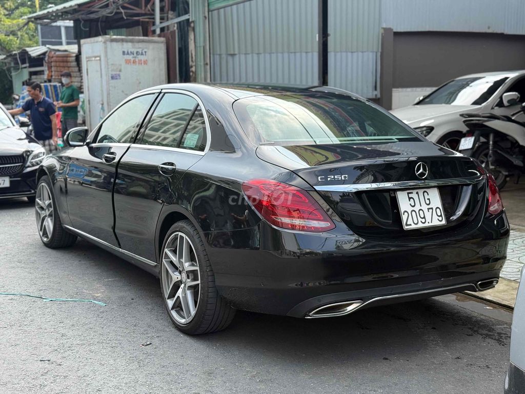 Mercedes-Benz C250 Exclusive 2016 Đen. Mua bán Ô tô tại Quận 7 Tp Hồ Chí Minh được đăng bởi Thông Sport  hình 10