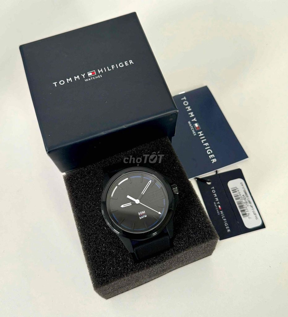Đồng Hồ Tommy Hilfiger Size 44 Chính Hãng. Mua bán Đồng hồ tại Quận 8 Tp Hồ Chí Minh được đăng bởi Chí Cừơng hình 1