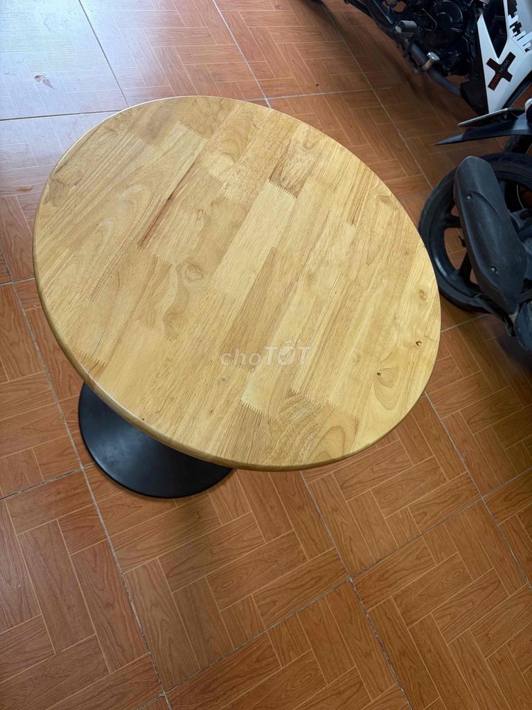 Bàn cafe Gỗ Kim loại Tròn Hiện đại. Mua bán Bàn ghế tại Quận 12 Tp Hồ Chí Minh được đăng bởi huynh hình 1