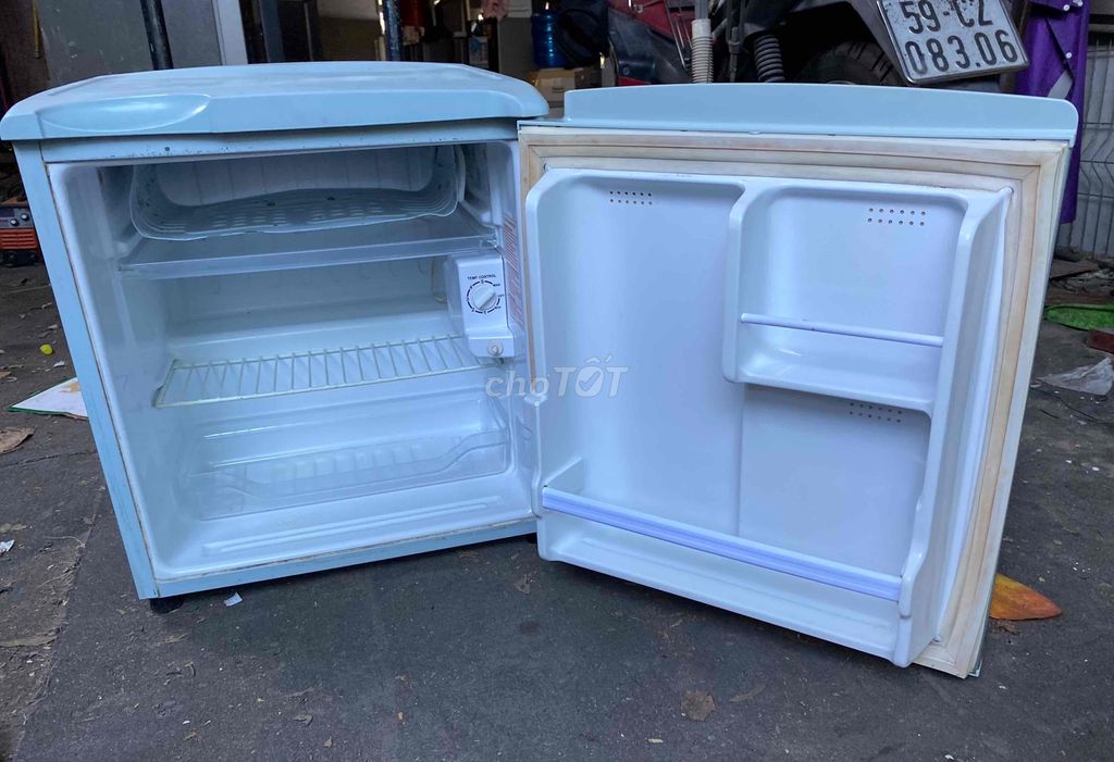 tủ lạnh Sanyo 50L mini nhỏ gọn tk điện. Mua bán Tủ lạnh tại Quận Tân Bình Tp Hồ Chí Minh được đăng bởi Trao Đổi Máy Cũ hình 2