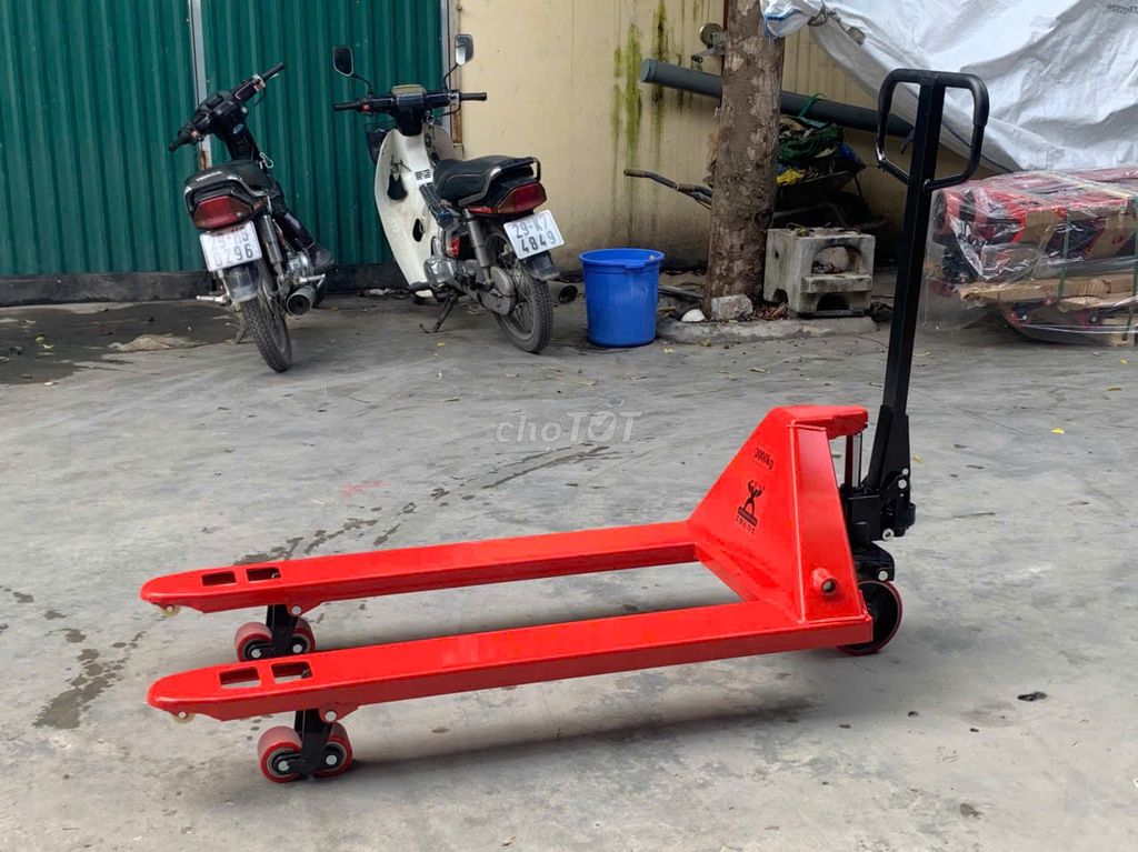 XẢ KHO SỈ LẺ XE NÂNG TAY 2.5T GIÁ NHẬP GỐC. Mua bán Đồ chuyên dụng, Giống nuôi trồng tại Huyện Bình Xuyên Vĩnh Phúc được đăng bởi xenangcongnghiep hình 1