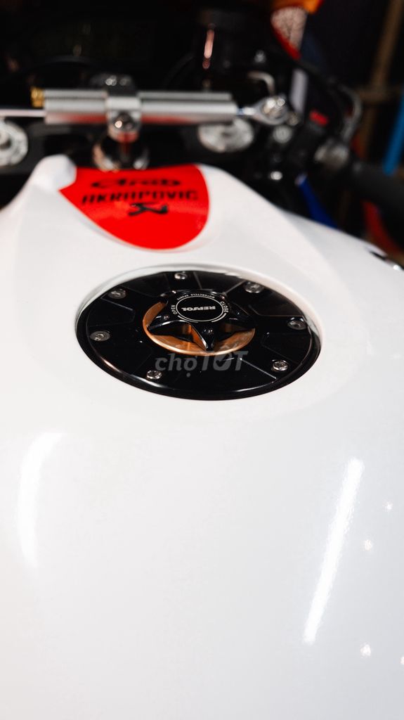 Chơi chán cần bán CBR 1000RR đời 2014. Mua bán Xe máy tại Quận 10 Tp Hồ Chí Minh được đăng bởi Thái Nguyễn hình 3