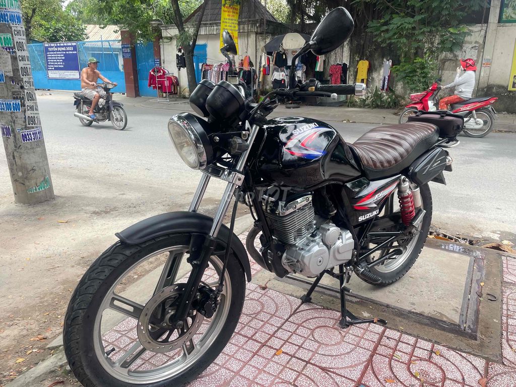 Suzuki En150Fi 2013 biển số thành phố. Mua bán Xe máy tại Huyện Bình Chánh Tp Hồ Chí Minh được đăng bởi Phong Vũ hình 6
