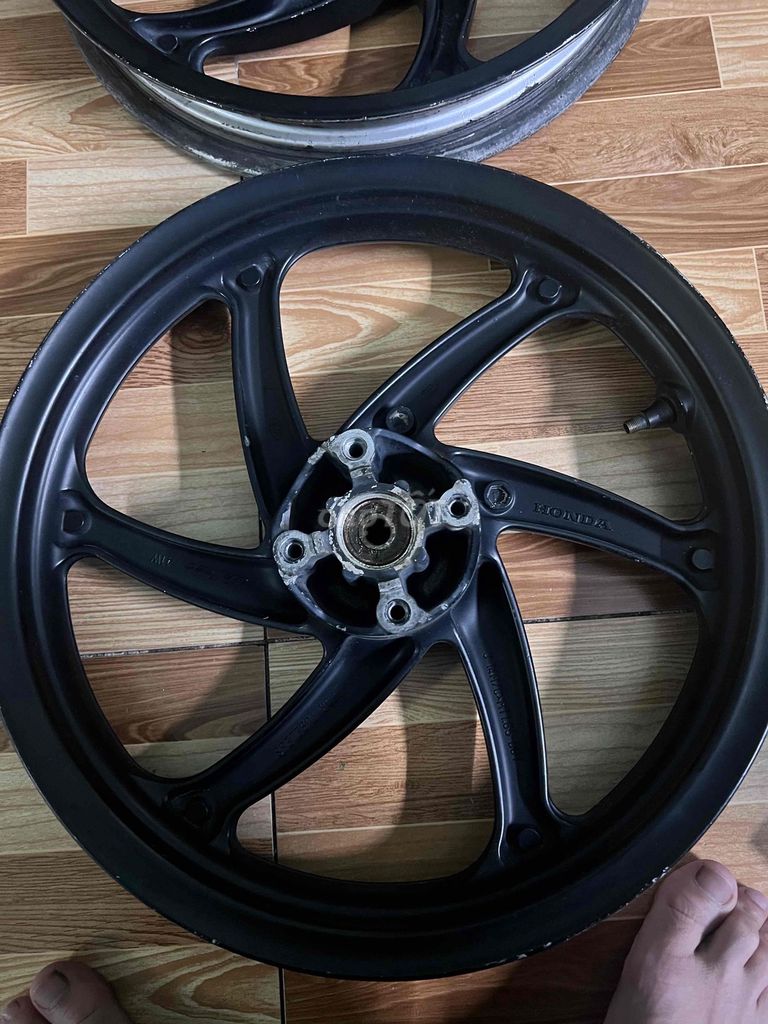 Mâm xe vision zin hãng bán rẻ. Mua bán Phụ tùng xe tại Huyện Bình Chánh Tp Hồ Chí Minh được đăng bởi Tiến Phong hình 4