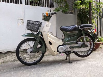 Bán xe Honda Cub 81 kim vàng giọt lệ 50cc. Mua bán Xe máy tại Quận 3 Tp Hồ Chí Minh được đăng bởi Minh