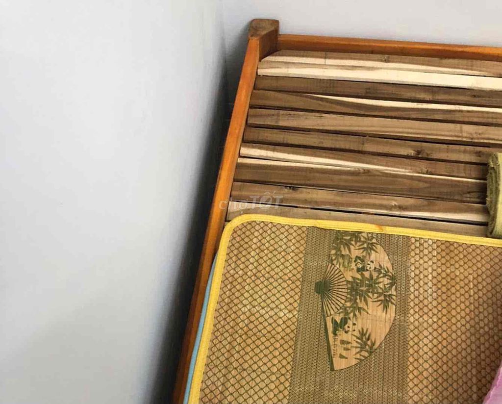 Giường Tre Gỗ Nâu Vàng Phong Cách Mộc Mạc. Mua bán Giường, chăn ga gối nệm tại Quận Thanh Khê Đà Nẵng được đăng bởi Duy Anh hình 1