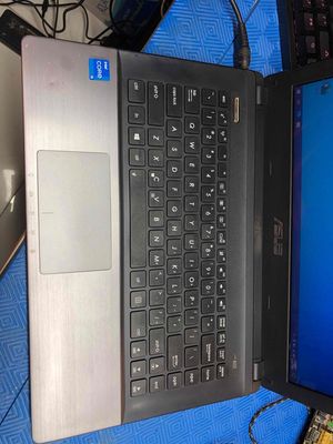 Laptop Asus K45A