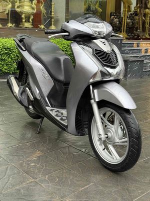 Sh 2019 chính chủ -Máy bao zin chất lừ luôn. Mua bán Xe máy tại Thành phố Nam Định Nam Định được đăng bởi Bảo Nhi Trần