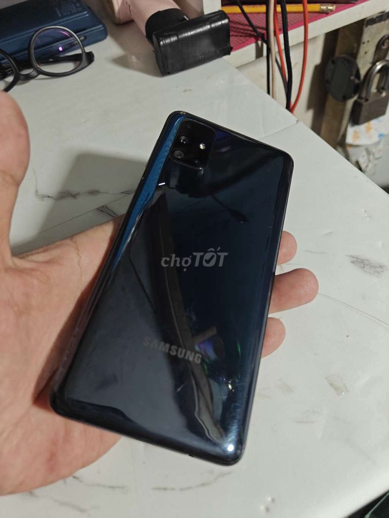 Samsung M51 128GB nguyên zin cần bán. Mua bán Điện thoại tại Quận Tân Phú Tp Hồ Chí Minh được đăng bởi huy  hình 1