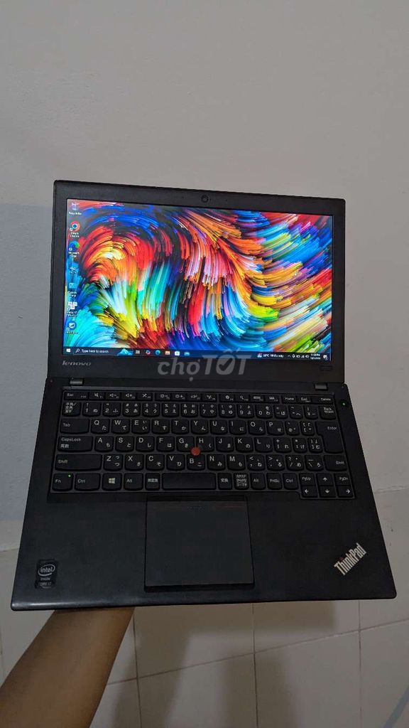 Xả 1 máy Thinkpad Core I7 ram8 ssd