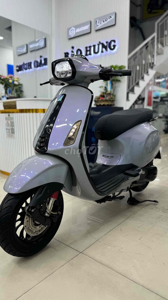 Vespa Sprint Xám si măng ánh tím Model 2019. Mua bán Xe máy tại Quận Phú Nhuận Tp Hồ Chí Minh được đăng bởi VESPA  PIAGGIO BẢO HƯNG Vespa cũ trả góp  hình 4