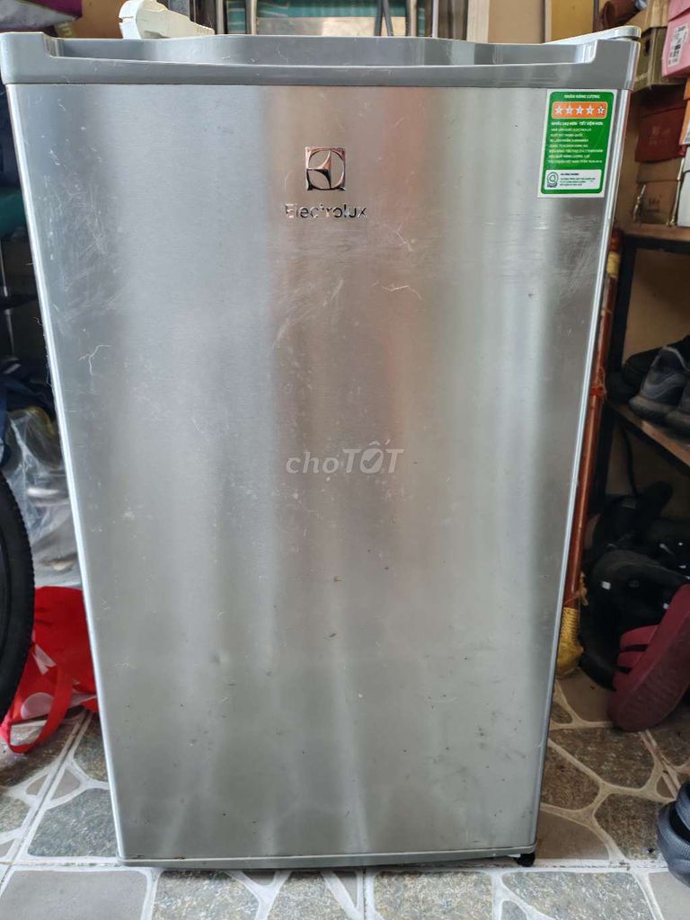 Tủ lạnh Electrolux Bạc Đã qua sử dụng. Mua bán Tủ lạnh tại Quận 8 Tp Hồ Chí Minh được đăng bởi Tùng hình 1