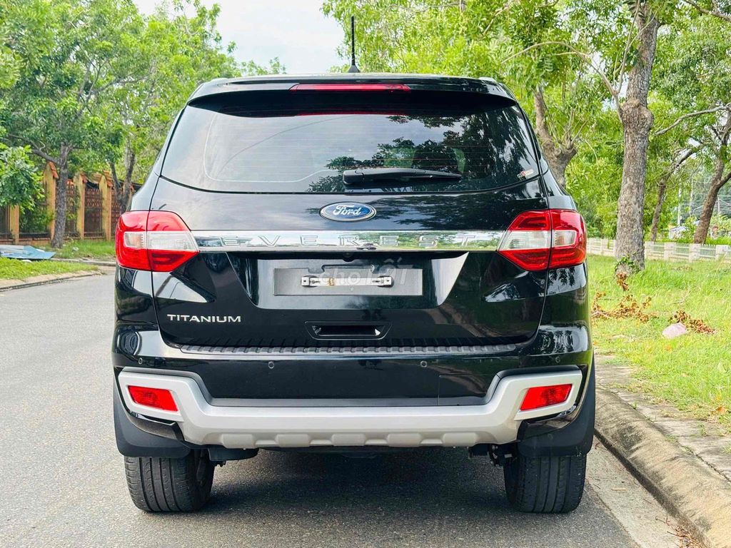 Ford Everest 2022 Titanium 2.0L AT 4x2 - 40000 km. Mua bán Ô tô tại Thành phố Buôn Ma Thuột Đắk Lắk được đăng bởi Hoài Chỉnh Ford hình 4