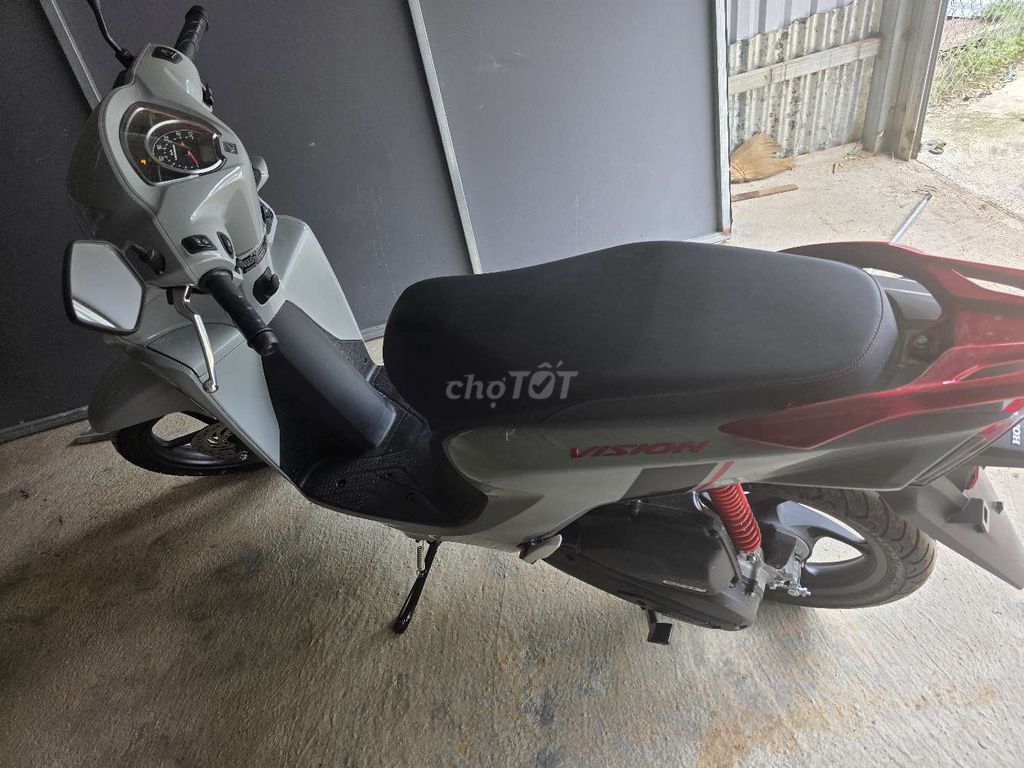 xe vison thể thao 2025 lướt 10km. Mua bán Xe máy tại Thành phố Đà Lạt Lâm Đồng được đăng bởi quốc tú hình 3