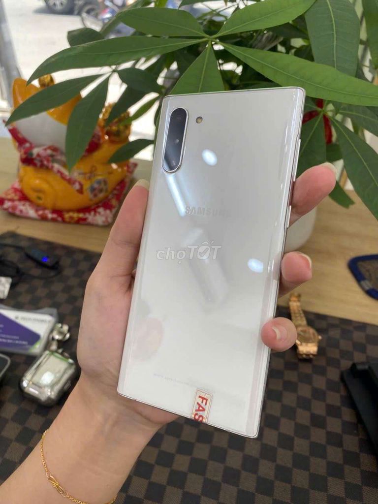 Samsung Galaxy Note 10 5G 256GB Trắng Mỹ. Mua bán Điện thoại tại Quận 7 Tp Hồ Chí Minh được đăng bởi Minh phương hình 1