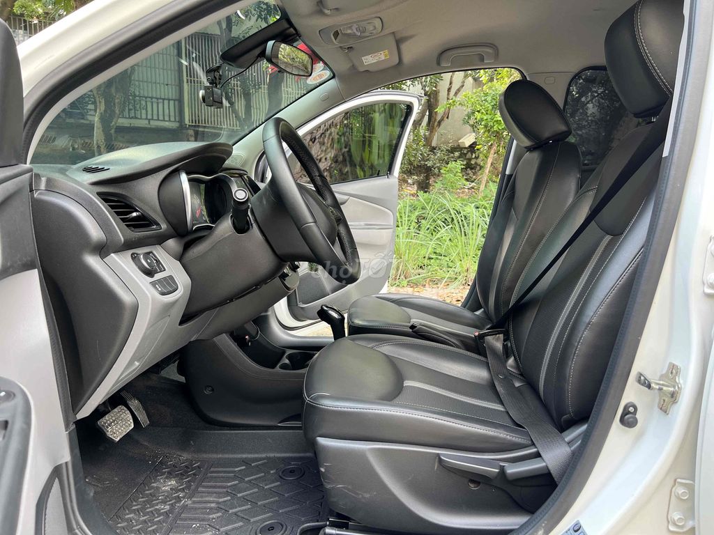 VinFast Fadil 2019 1.4 AT Premium - 60000 km. Mua bán Ô tô tại Thành phố Thuận An Bình Dương được đăng bởi Thành Nam hình 5