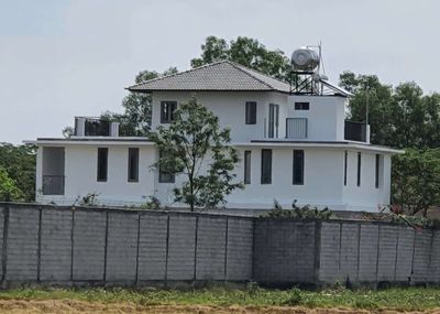 Biệt thự sân vườn hồ bơi 254m2 giá nhỉnh 4 tỷ. Mua bán nhà ở tại Huyện Cần Đước Long An được đăng bởi Băng Băng