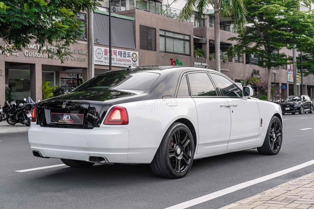 Rolls Royce Ghost 2010 EWB 6.6 V12 siêu đẹp. Mua bán Ô tô tại Quận 7 Tp Hồ Chí Minh được đăng bởi Dương Phương hình 3