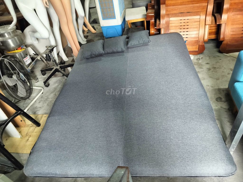 Sofa giường Vải Xám Hiện đại. Mua bán Bàn ghế tại Quận Ngũ Hành Sơn Đà Nẵng được đăng bởi Đồ Cũ TTpro hình 1